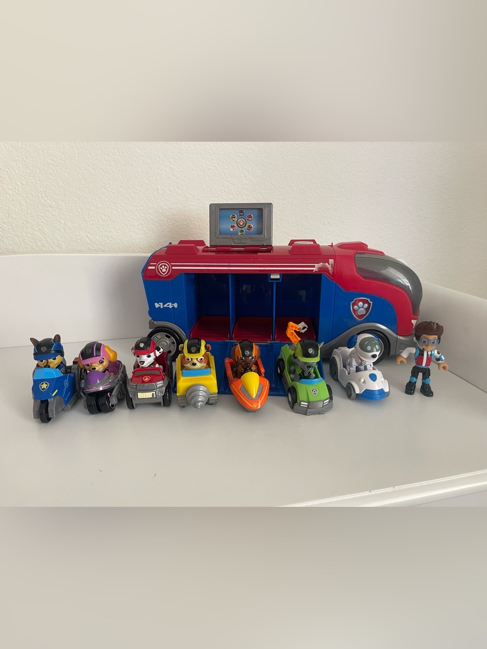Paw Patrol Mission Paw Set INCLUDING RYDER, ROBO DOG and VEHICLE HTF